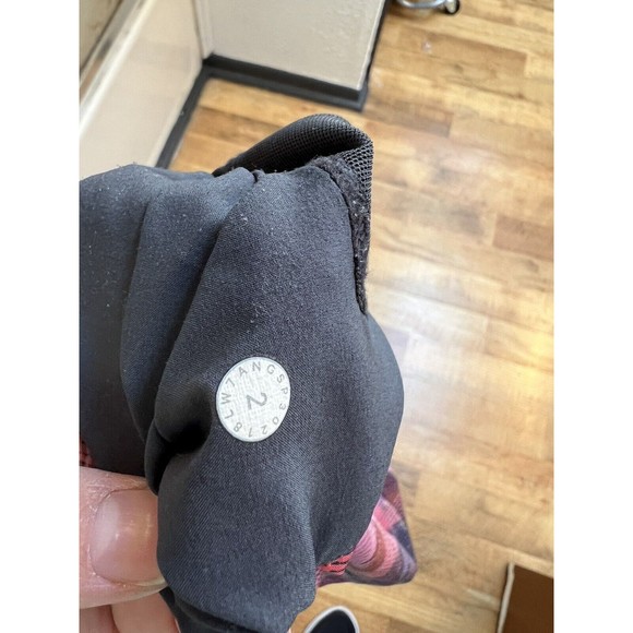 Lululemon Spring Break Away Short Size 2 Pinks & Black Pockets Stretch - Picture 7 of 7